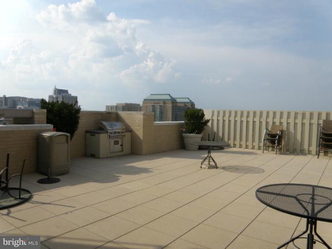 11800 Sunset Hills Road, Unit 608 Reston, VA 20190 - Photo 6 of 27 Community