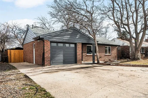 $384,900 | 1350 Dallas Street, Aurora, CO 80010