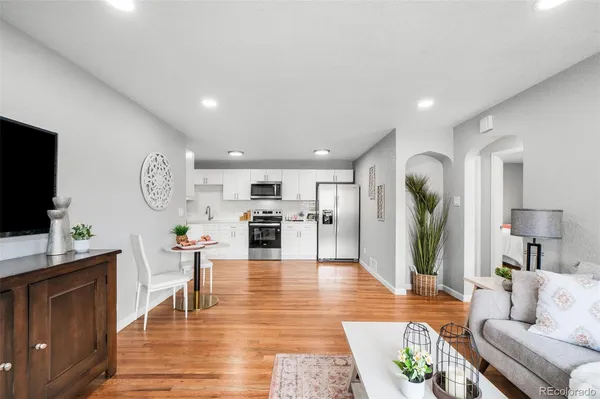 $384,900 | 1350 Dallas Street, Aurora, CO 80010