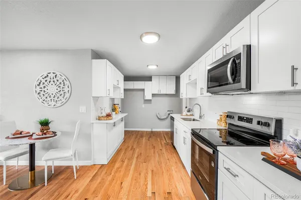 $384,900 | 1350 Dallas Street, Aurora, CO 80010