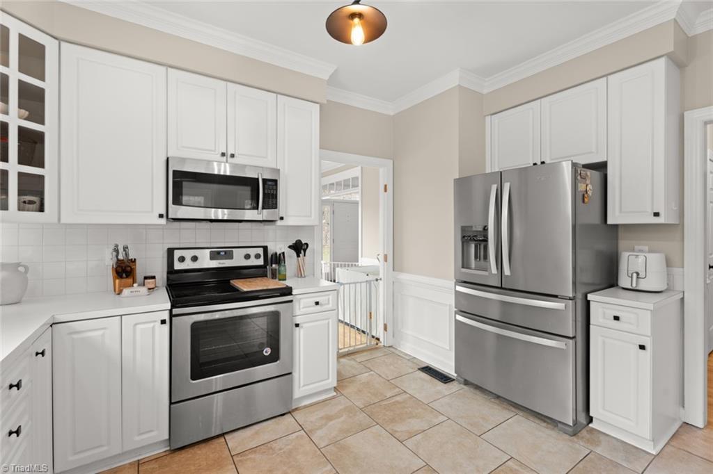 1828 Curraghmore Road Clemmons, NC 27012 - Photo 16 of 48 Gallery Image 16