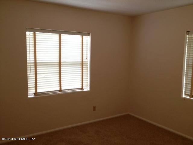 355 Sapelo Road Jacksonville, FL 32216 - Photo 9 of 13 Bedroom 3