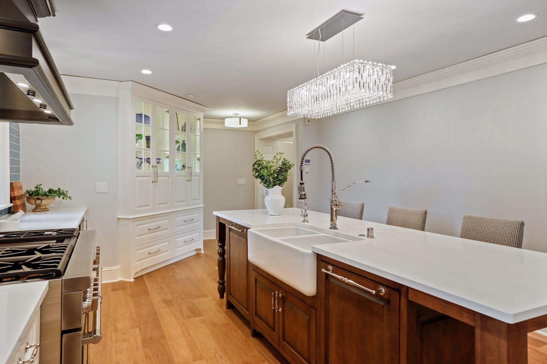374 Ferndale Road West Wayzata, MN 55391 - Photo 16 of 44 Gallery Image 16