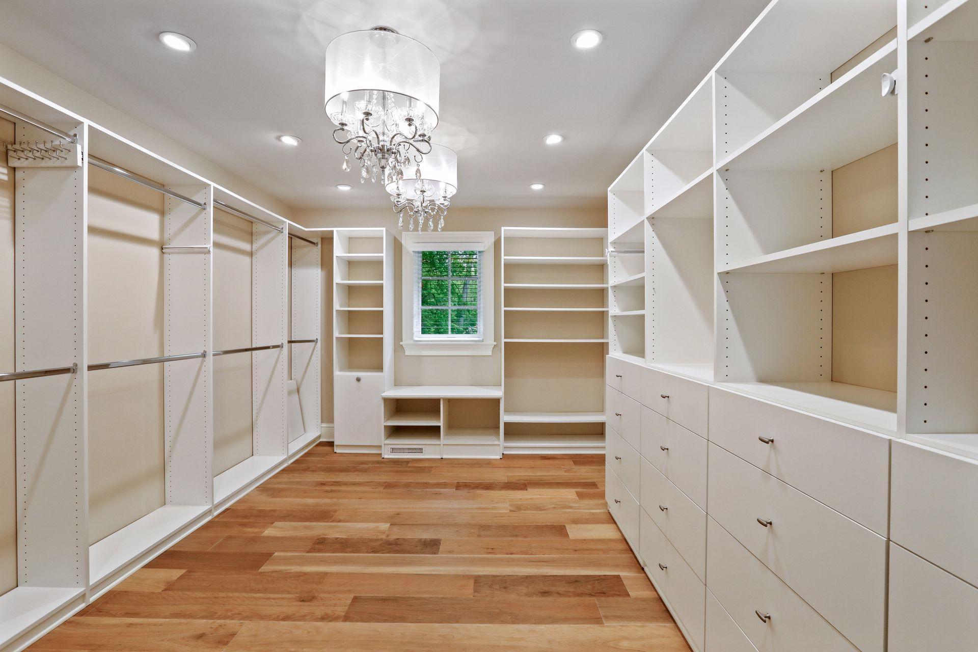 374 Ferndale Road West Wayzata, MN 55391 - Photo 20 of 44 Gallery Image 20
