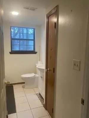 $2,300 | 8 Jackson Street, Unit B4, Quincy, MA 02169