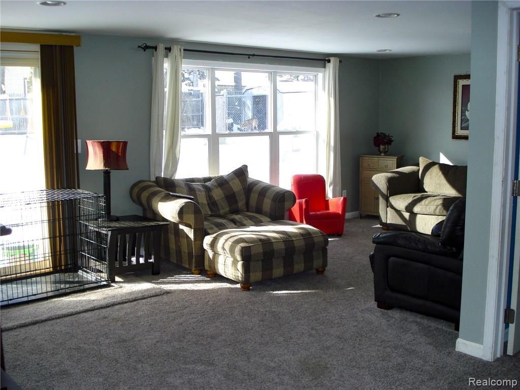 4037 South Fenton Road Holly, MI 48442 - Photo 8 of 26 DSC05169.jpg