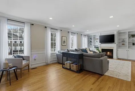 $798,000 | 41 Glenvale Avenue, Billerica, MA 01821