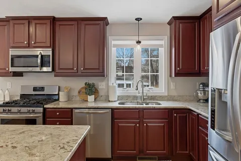 $798,000 | 41 Glenvale Avenue, Billerica, MA 01821