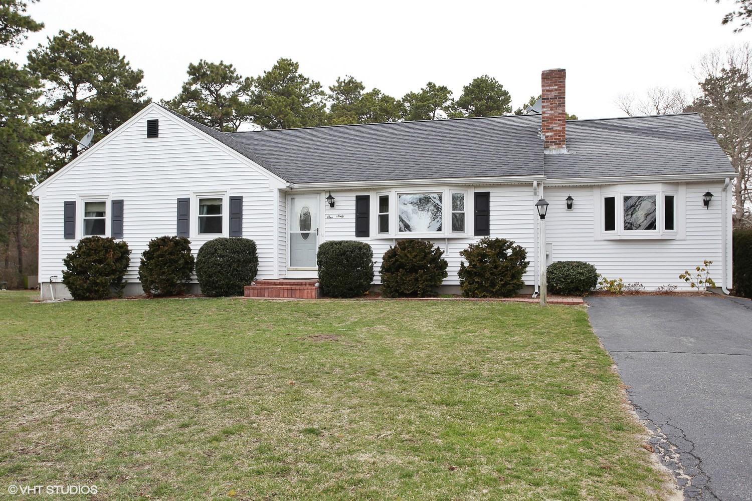 160 Captain Small Road South Yarmouth, MA 02664 - Photo 2 of 15 01_160CaptSmall_57_FrontView_MLSuse_1500