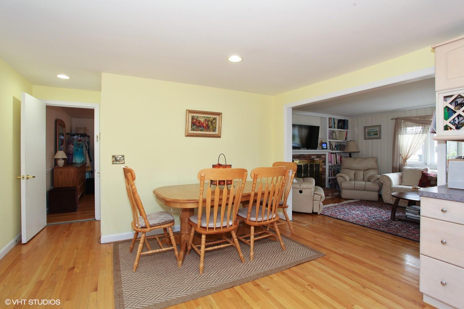 160 Captain Small Road South Yarmouth, MA 02664 - Photo 8 of 15 07_160CaptSmall_369_DiningArea_MLSuse_15