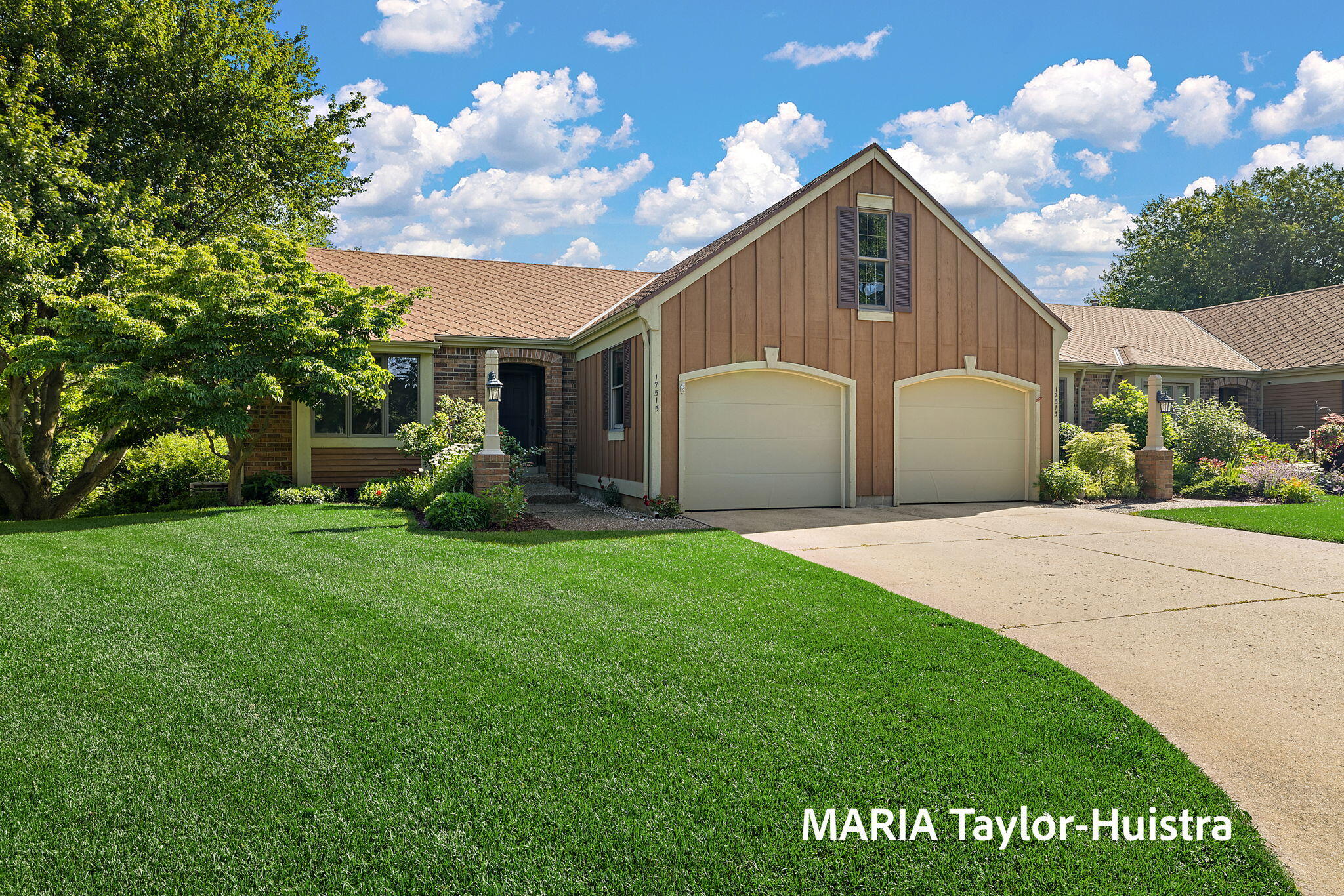 17515 Meadow Wood Road, Unit 30 Spring Lake, MI 49456 - Photo 4 of 47 4-web-or-mls-1G1A7751