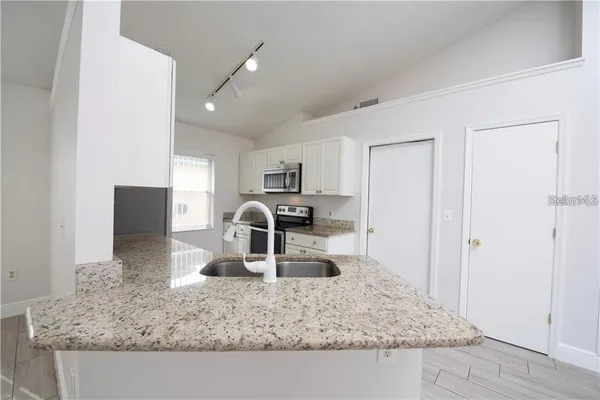 $2,200 | 1713 Boxeney Drive, Orlando, FL 32837