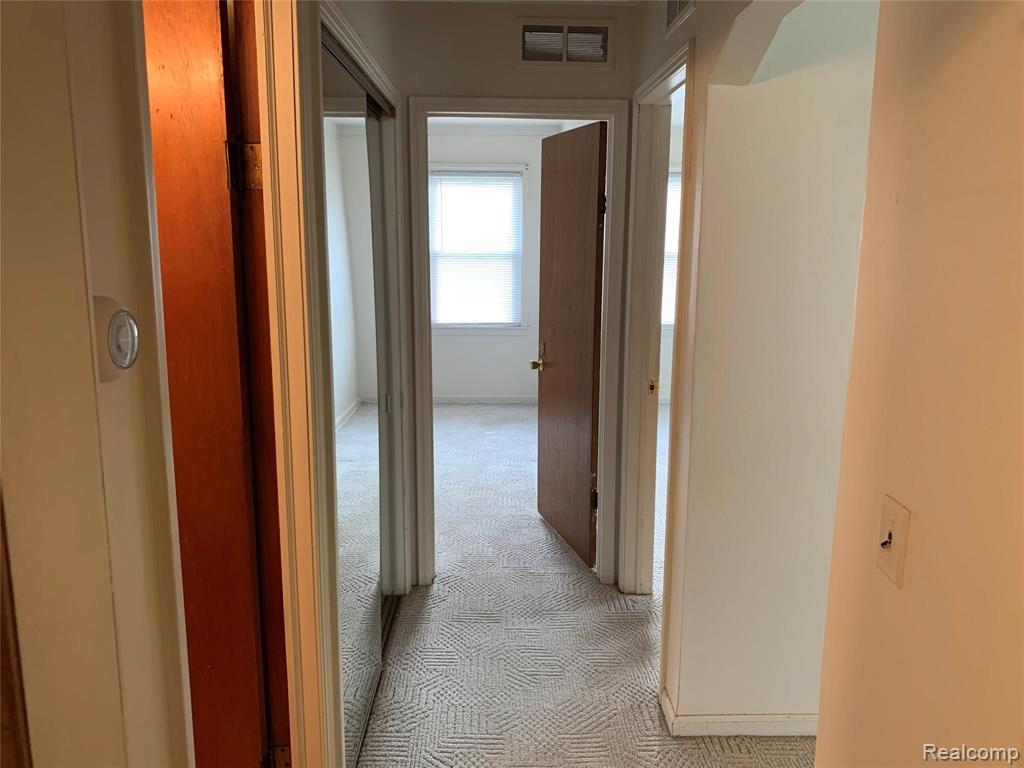 23815 Superior Road Taylor, MI 48180 - Photo 13 of 33