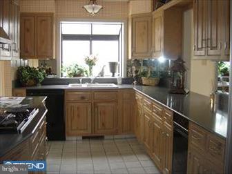 1 Fawn Drive Reading, PA 19607 - Photo 3 of 6 Gallery Image 3