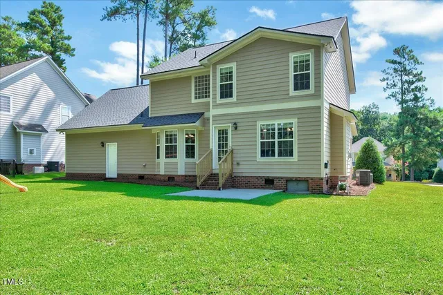 $340,000 | 366 Orchard Falls Drive, Spring Lake, NC 28390