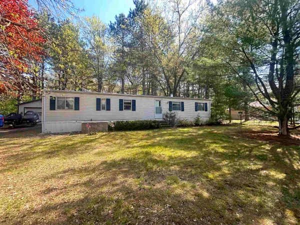 $134,900 | W7518 White River Trail, Wautoma, WI 54982