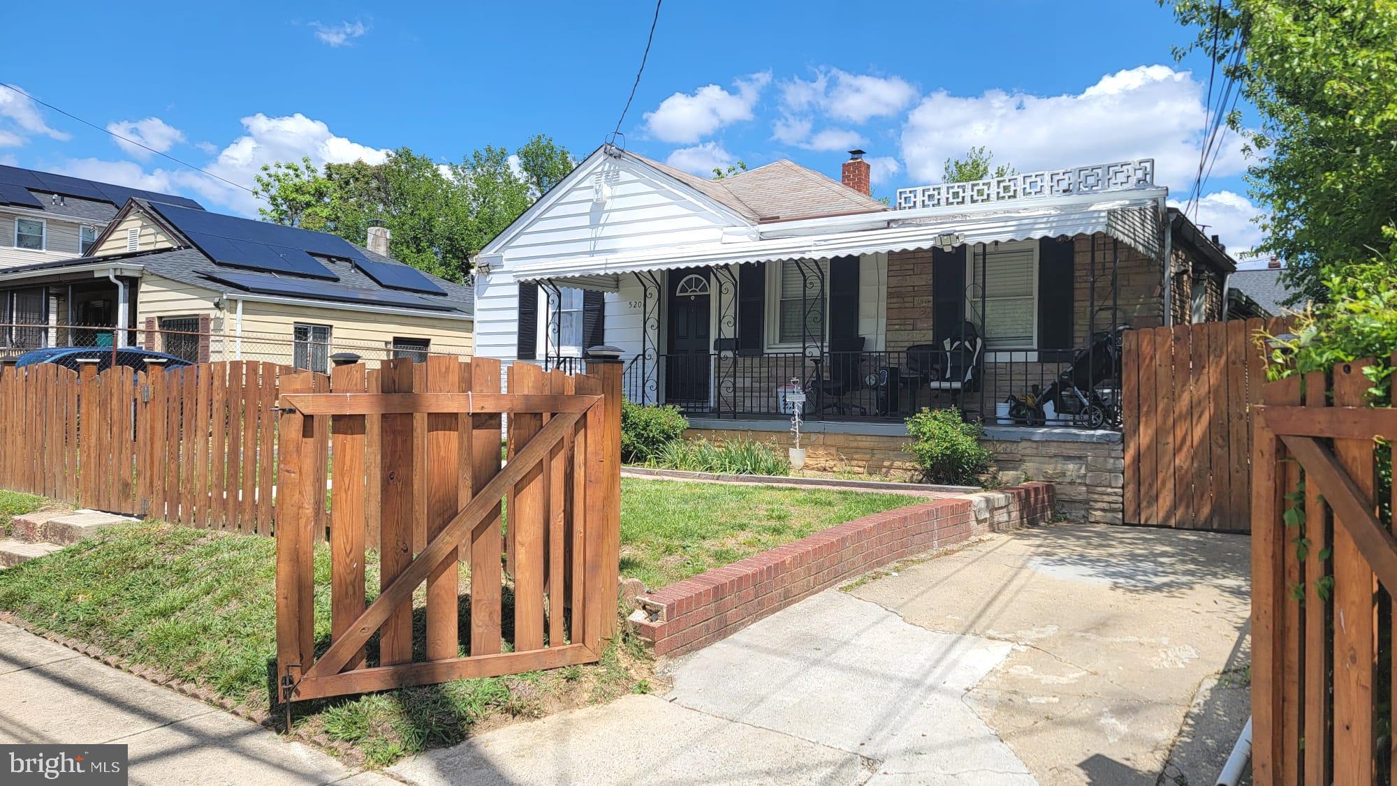 5206 Addison Road Capitol Heights, MD 20743 - Photo 3 of 22