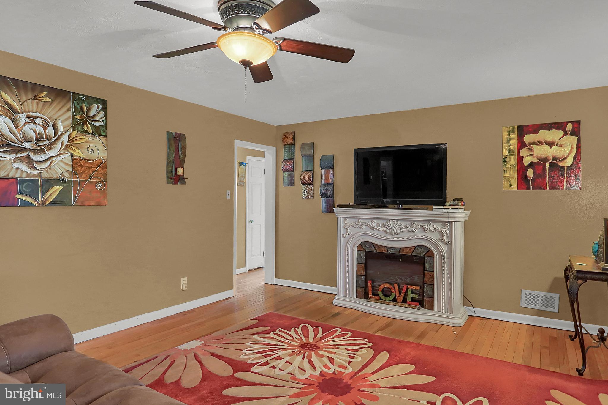 2161 Fineview Road York, PA 17406 - Photo 11 of 33 Gallery Image 11