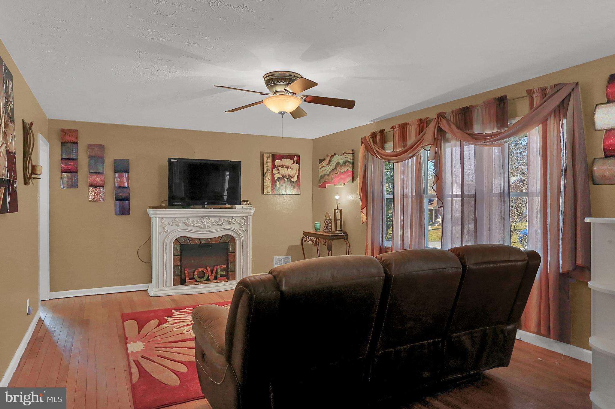 2161 Fineview Road York, PA 17406 - Photo 13 of 33 Gallery Image 13