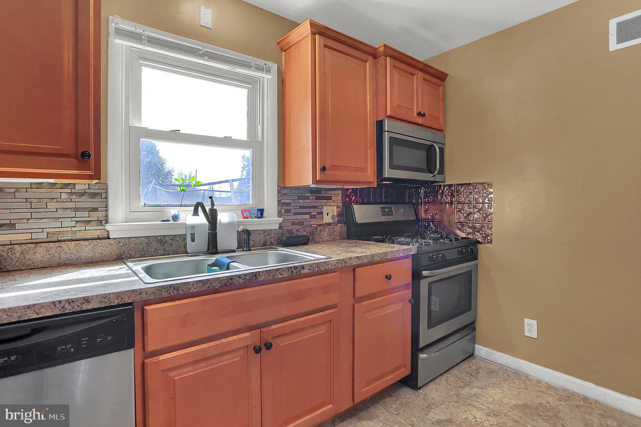 2161 Fineview Road York, PA 17406 - Photo 15 of 33 Gallery Image 15