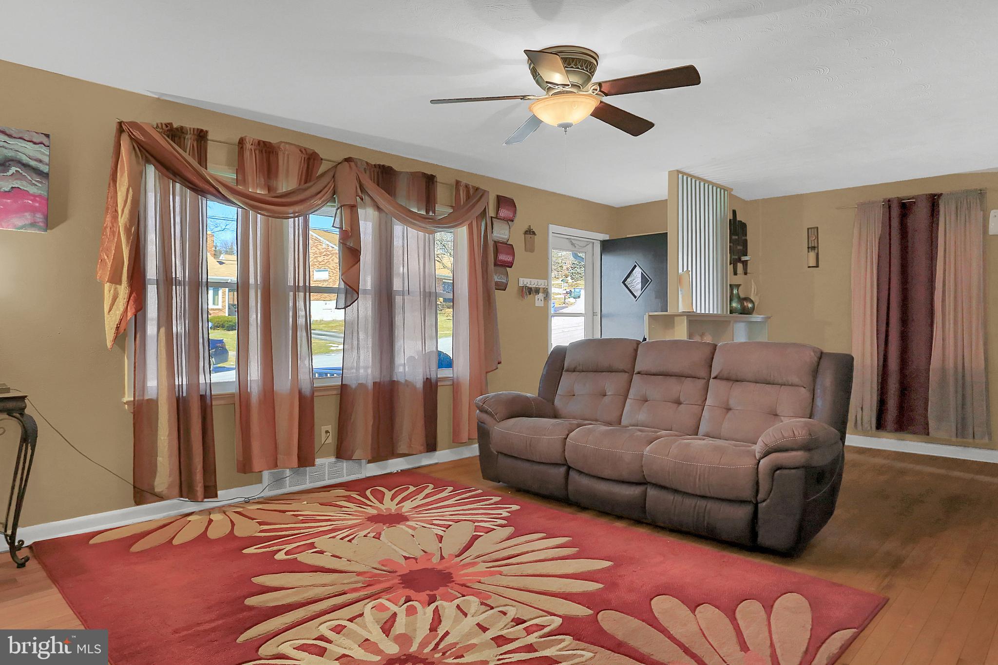 2161 Fineview Road York, PA 17406 - Photo 10 of 33 Gallery Image 10