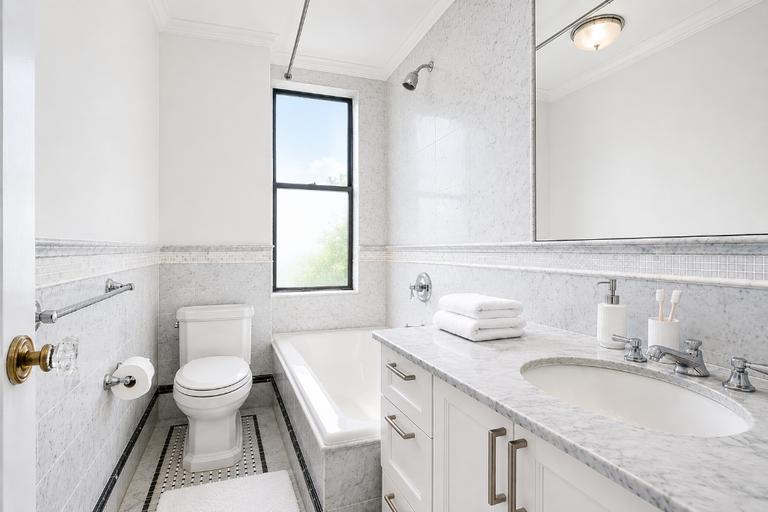 98 Riverside Drive, Unit 5B Manhattan, NY 10024 - Photo 5 of 11 Photo 5