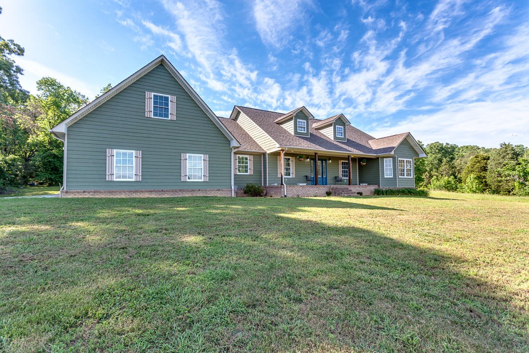 215 Laurel Bluff Road Kingston, TN 37763 - Photo 1 of 38 001170517-5-215LaurelBluffRdKingstonTN-S