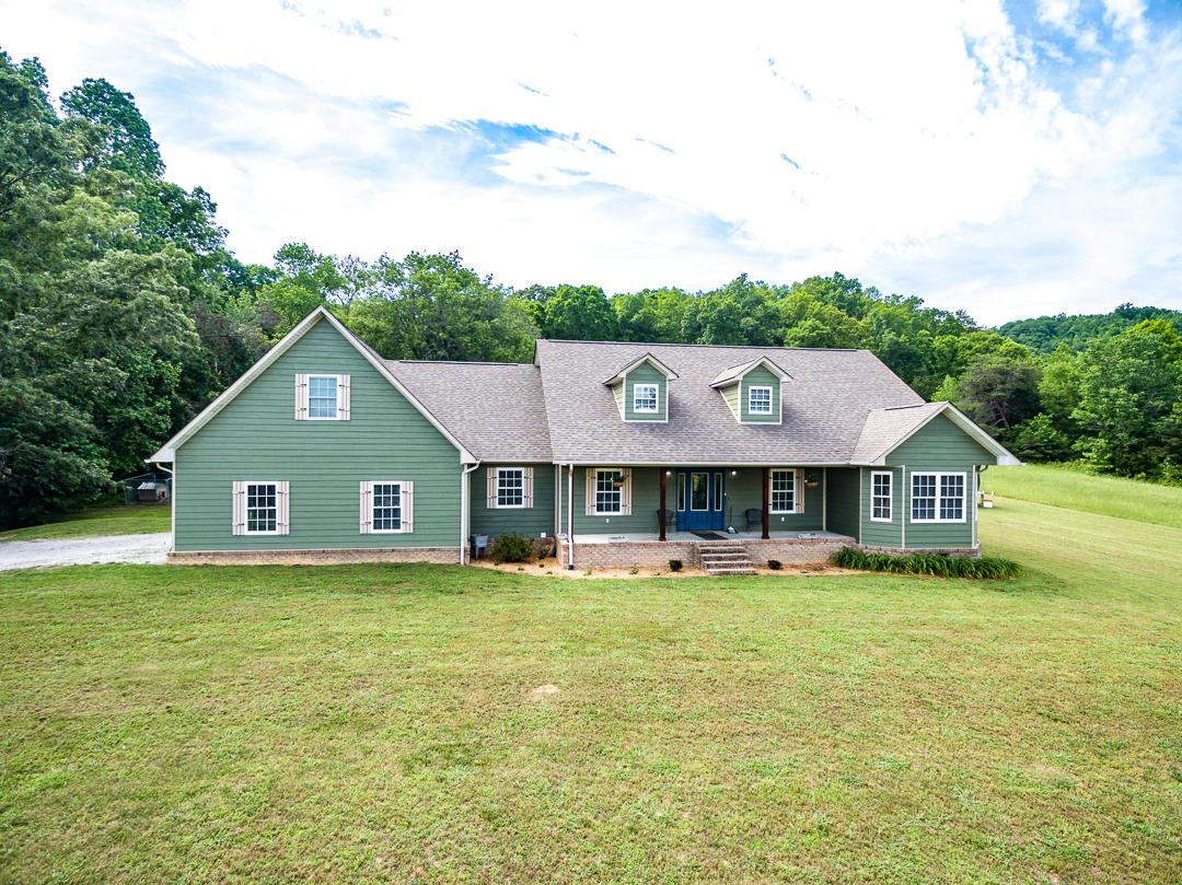 215 Laurel Bluff Road Kingston, TN 37763 - Photo 2 of 38 003170517-5-215LaurelBluffRdKingstonTN-S