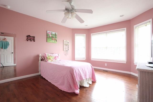215 Laurel Bluff Road Kingston, TN 37763 - Photo 15 of 38 IMG_6982.jpg