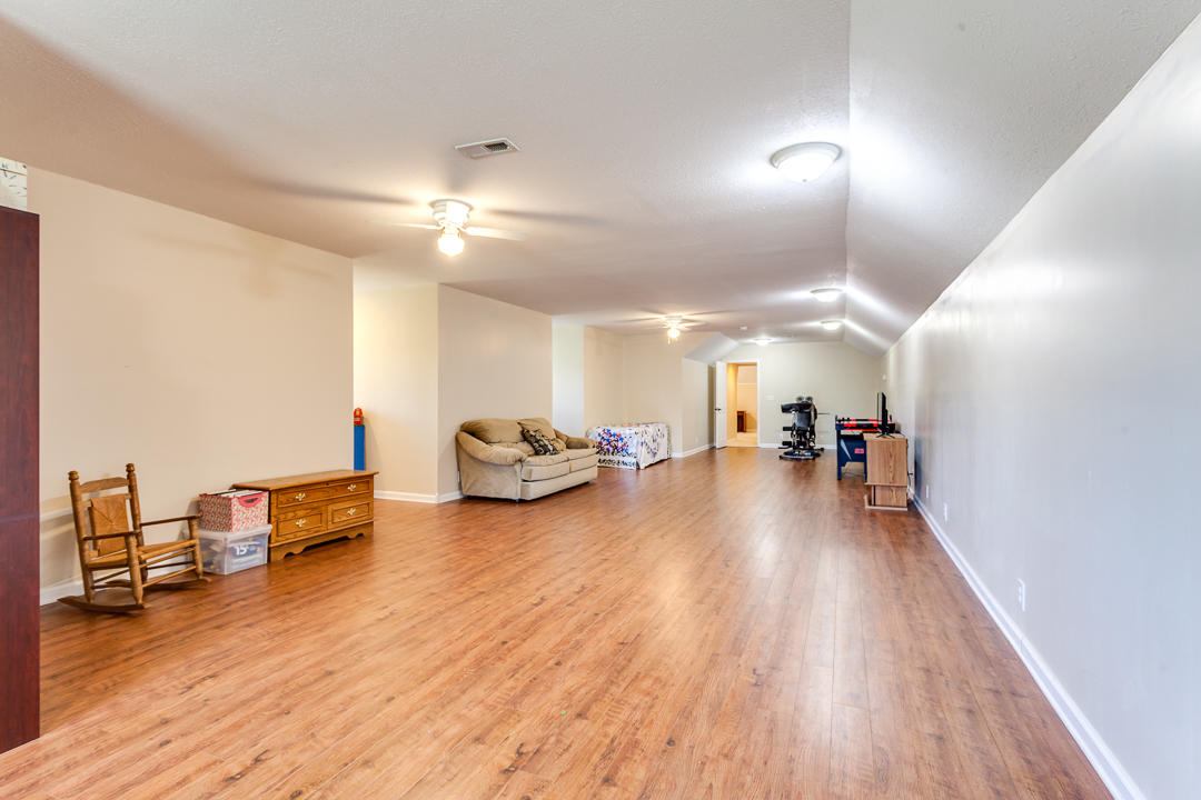 215 Laurel Bluff Road Kingston, TN 37763 - Photo 27 of 38 049170517-5-215LaurelBluffRdKingstonTN-S