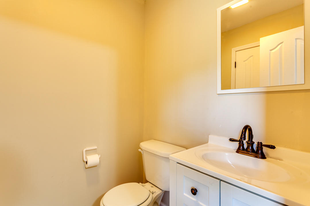 215 Laurel Bluff Road Kingston, TN 37763 - Photo 28 of 38 048170517-5-215LaurelBluffRdKingstonTN-S