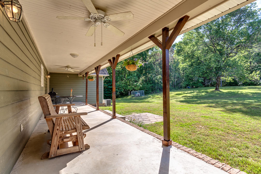 215 Laurel Bluff Road Kingston, TN 37763 - Photo 29 of 38 050170517-5-215LaurelBluffRdKingstonTN-S