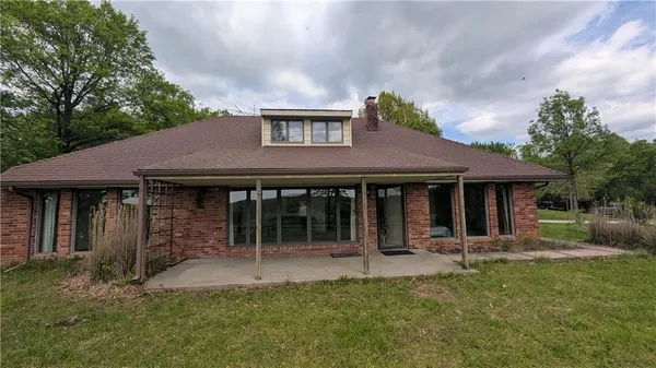 $449,000 | 11118 Shach Creek Road, Excelsior Springs, MO 64024