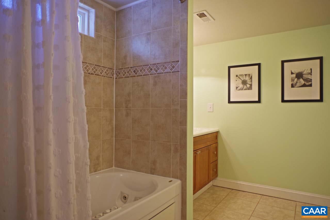 1702 Monticello Road Charlottesville, VA 22902 - Photo 17 of 46 Gallery Image 17