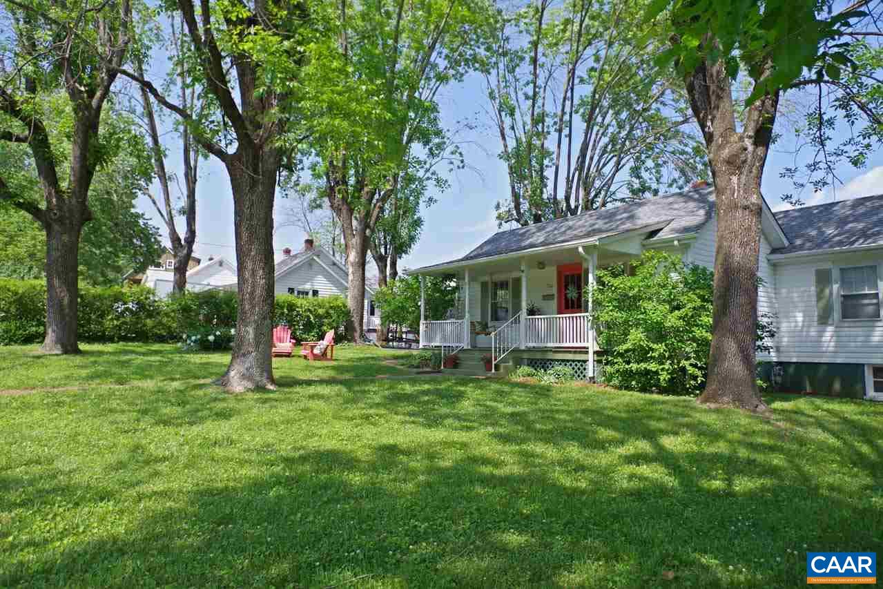 1702 Monticello Road Charlottesville, VA 22902 - Photo 4 of 46 Gallery Image 4