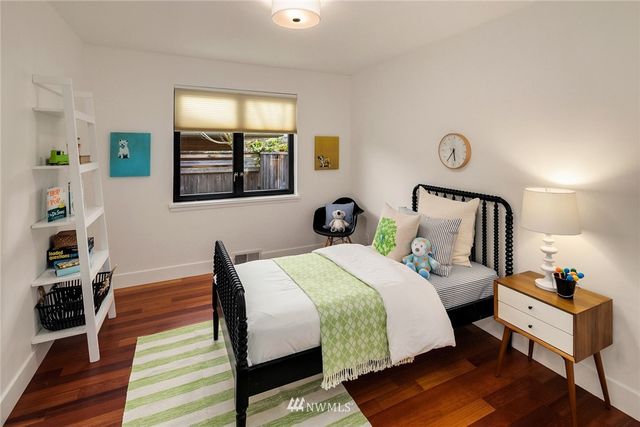 $1,915,000 | 3552 West Howe Street, Seattle, WA 98199