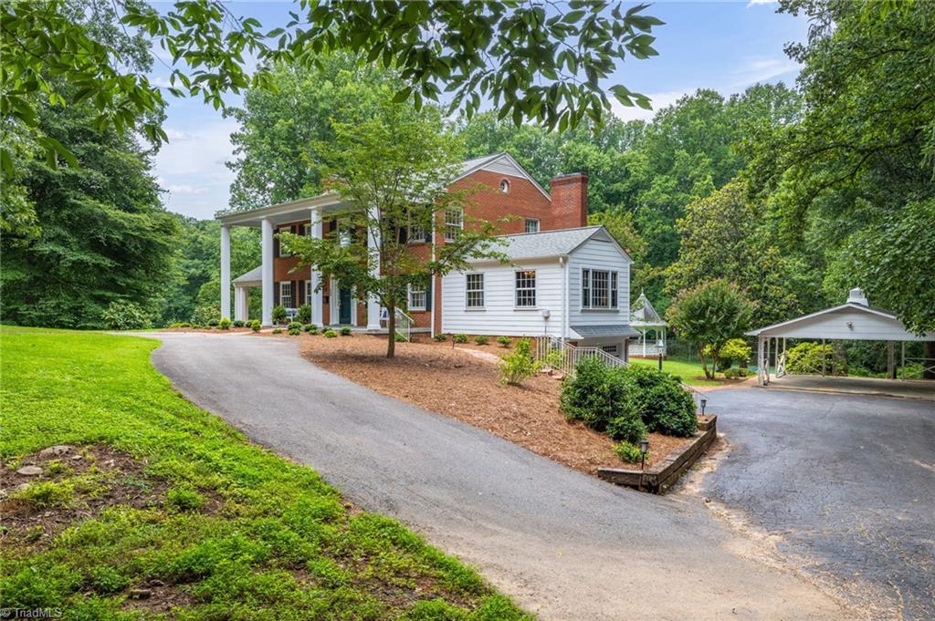 430 Hawthorne Road Elkin, NC 28621 - Photo 3 of 49 Gallery Image 3