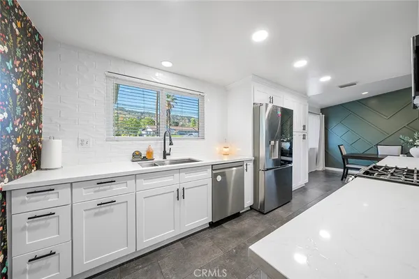 $1,499,900 | 726 East Sierra Madre Avenue, Glendora, CA 91741