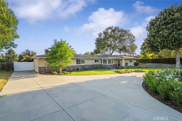 $1,499,900 | 726 East Sierra Madre Avenue, Glendora, CA 91741