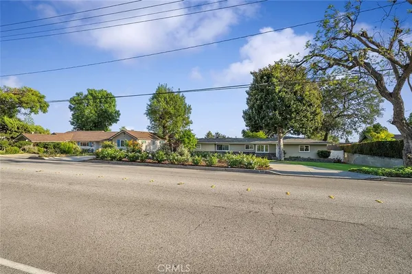 $1,499,900 | 726 East Sierra Madre Avenue, Glendora, CA 91741