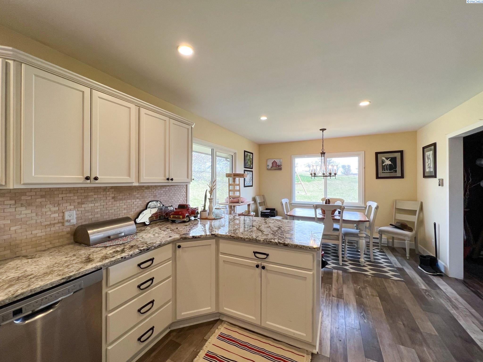 852 Brayton Road Pullman, WA 99163 - Photo 6 of 22 Gallery Image 6