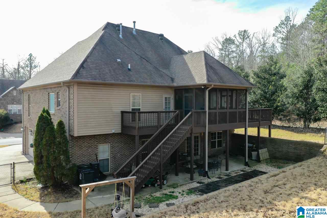 101 Lauchlin Lane Pelham, AL 35124 - Photo 7 of 47