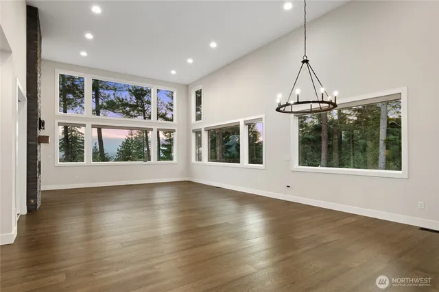 $1,749,900 | 422 Forest Ridge Drive, Cle Elum, WA 98922