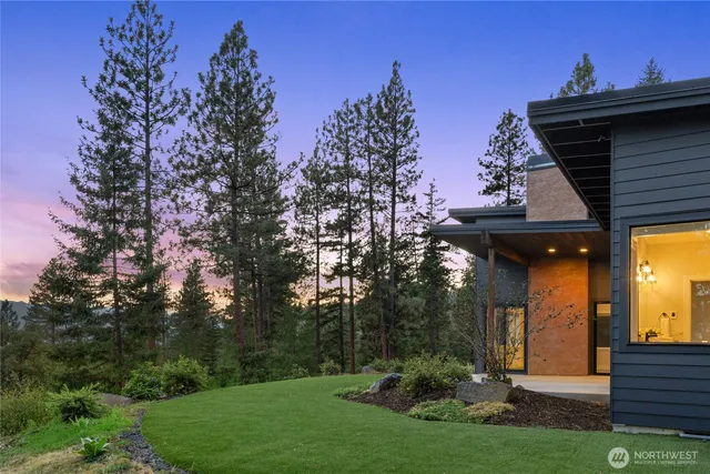 $1,749,900 | 422 Forest Ridge Drive, Cle Elum, WA 98922