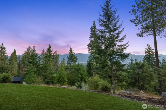 $1,749,900 | 422 Forest Ridge Drive, Cle Elum, WA 98922