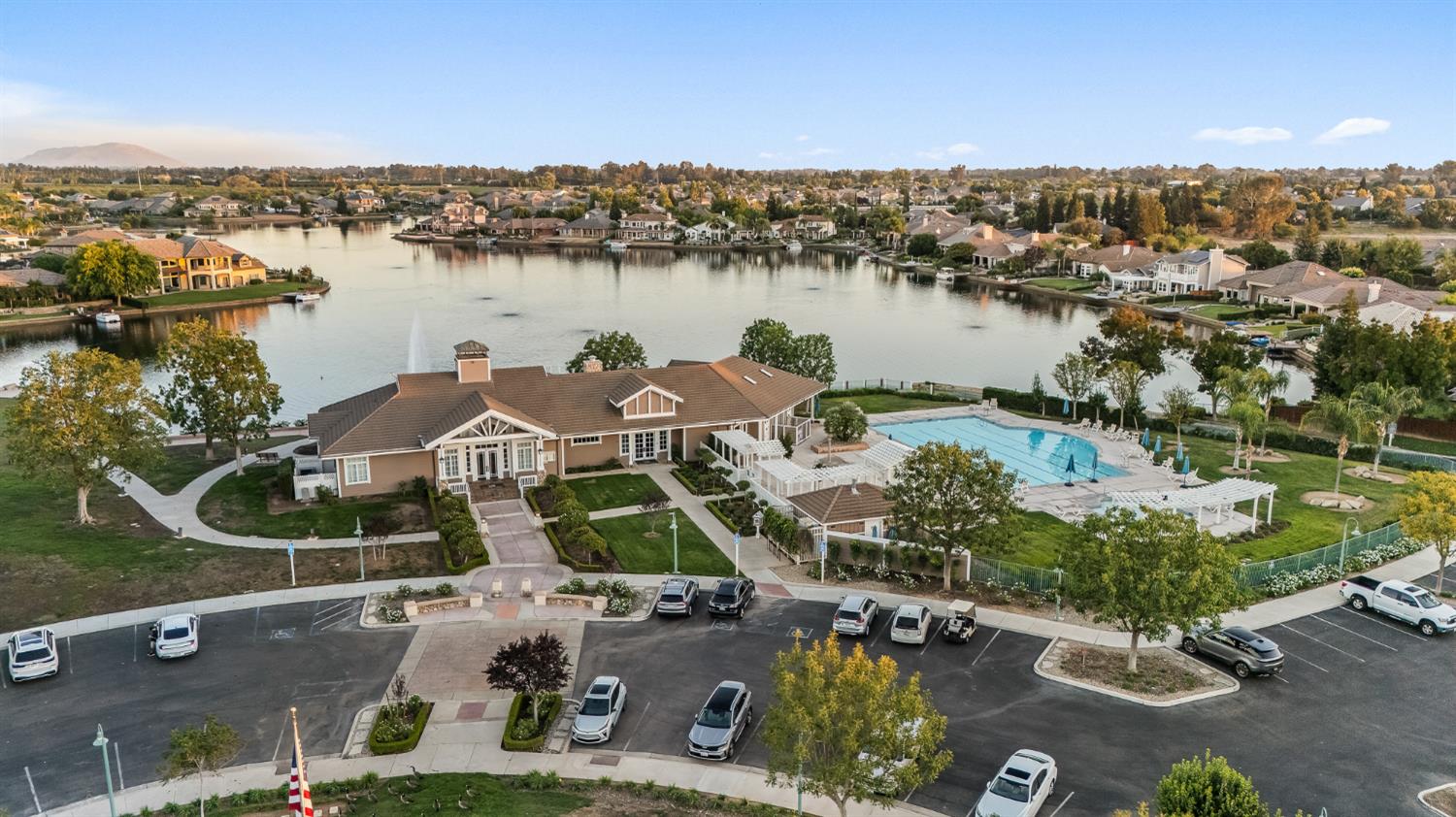 4183 North Bodega Bay Road Clovis, CA 93619 - Photo 28 of 30 an aerial view of residential house with outdoor space and lake view