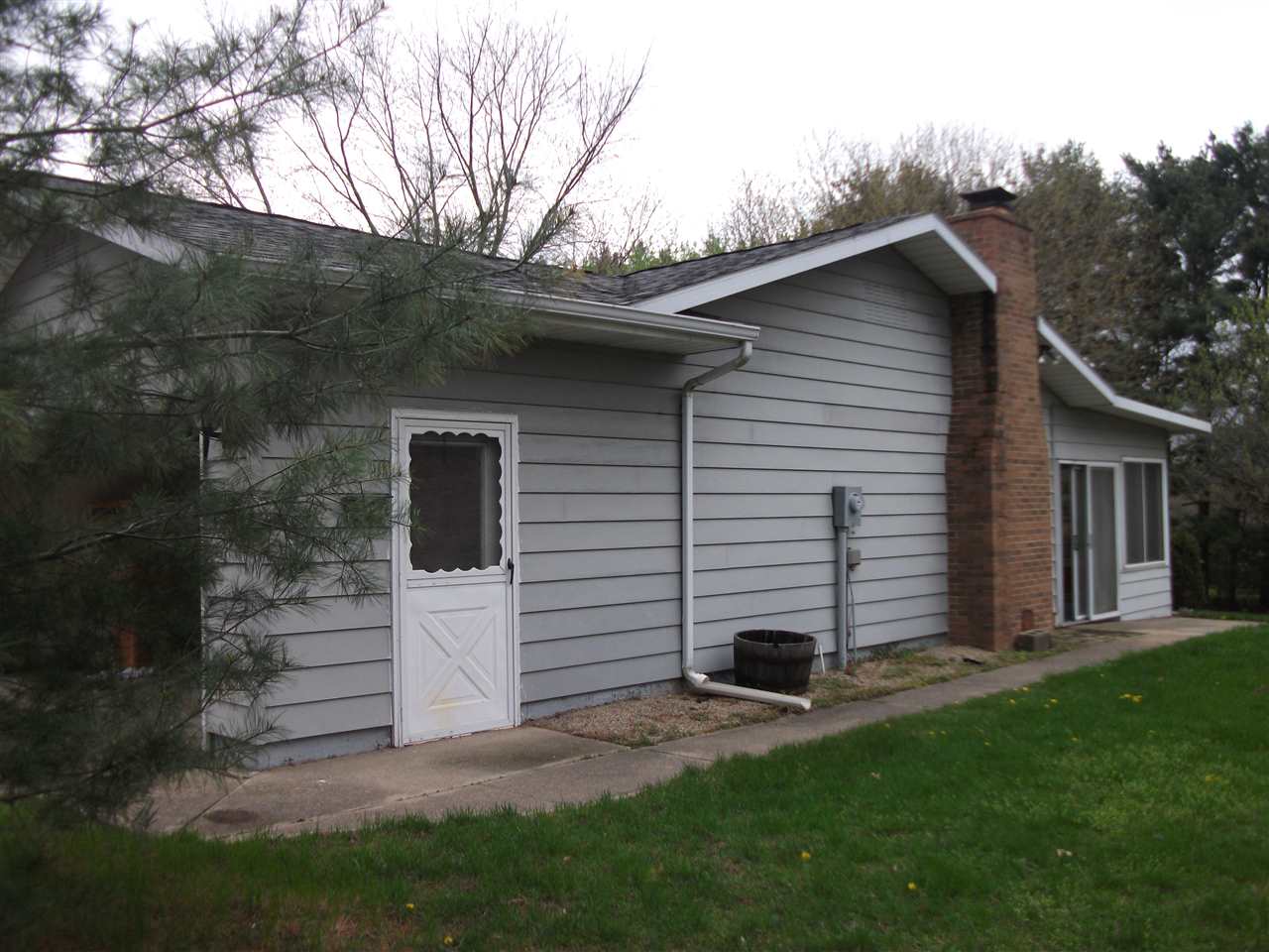 19927 Peach Ridge Road Goshen, IN 46526 - Photo 4 of 32 Gallery Image 4