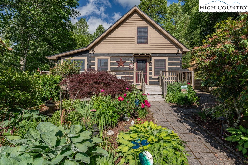 612 Joe Shoemaker Road Vilas, NC 28692 - Photo 2 of 50 Gallery Image 2