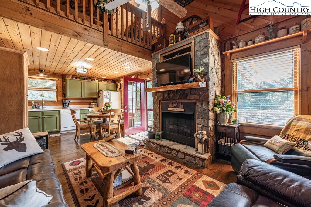 612 Joe Shoemaker Road Vilas, NC 28692 - Photo 6 of 50 Gallery Image 6
