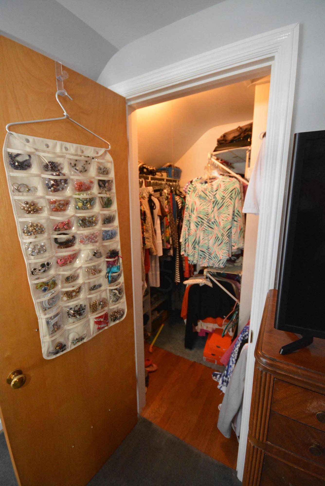 2341 Brandon Road Columbus, OH 43221 - Photo 33 of 46 Gallery Image 33